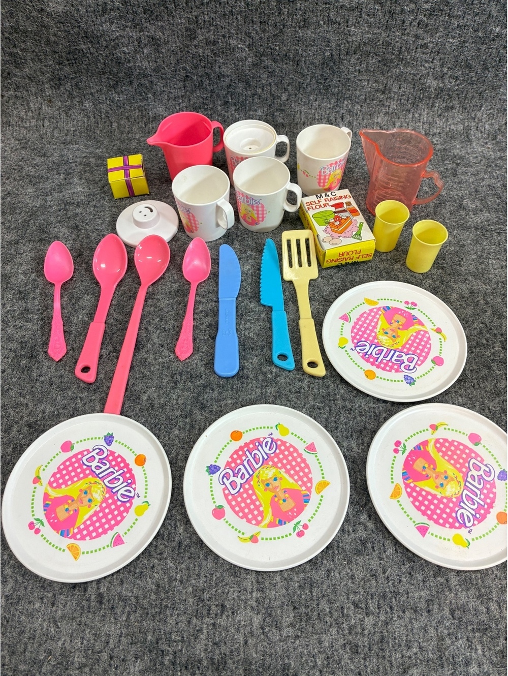 Barbie | Toys | Vintage Barbie Plastic Play Tea Set With Plates